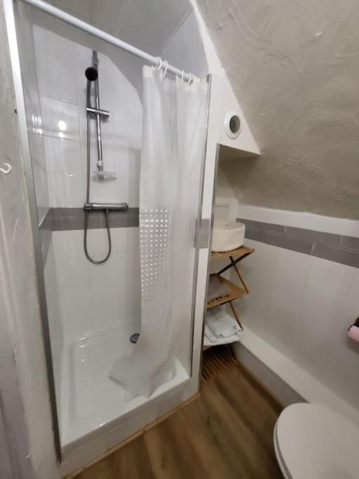 Charmant Appartement Au Coeur Du Quartier St-Pierre Amiens Exterior photo
